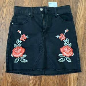 Hammer jeans black denim skirt NWT size small